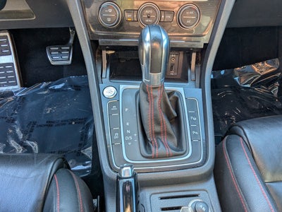 2016 Volkswagen Golf GTI Autobahn w/Performance Pkg