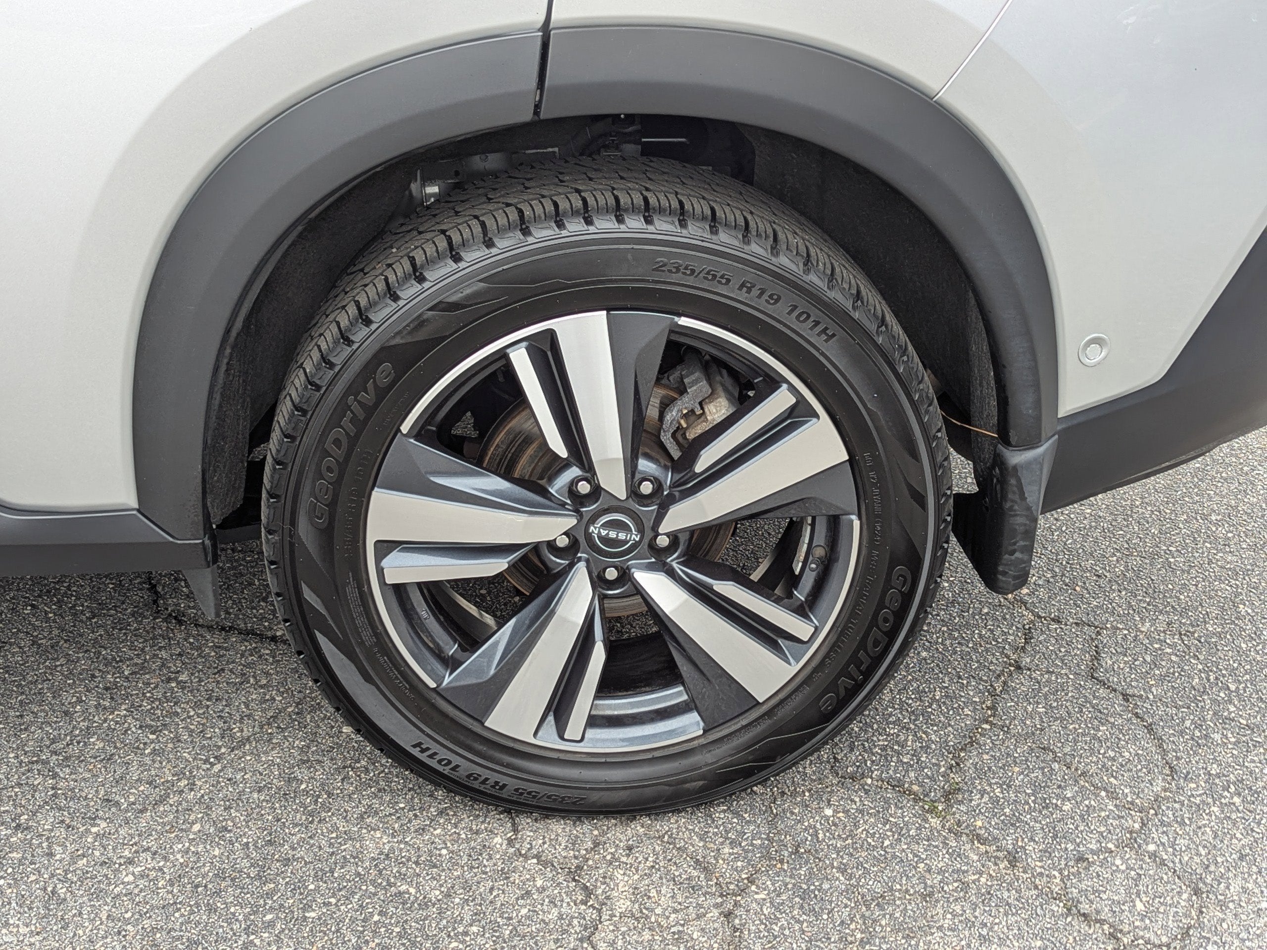 2022 Nissan Rogue SL