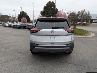 2022 Nissan Rogue SL