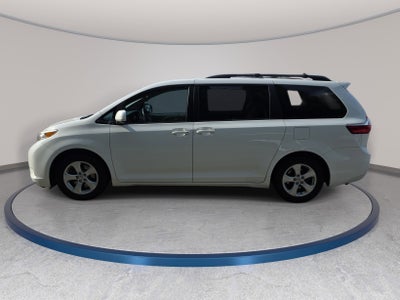 2015 Toyota Sienna LE