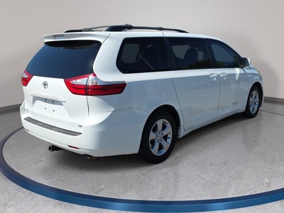 2015 Toyota Sienna LE