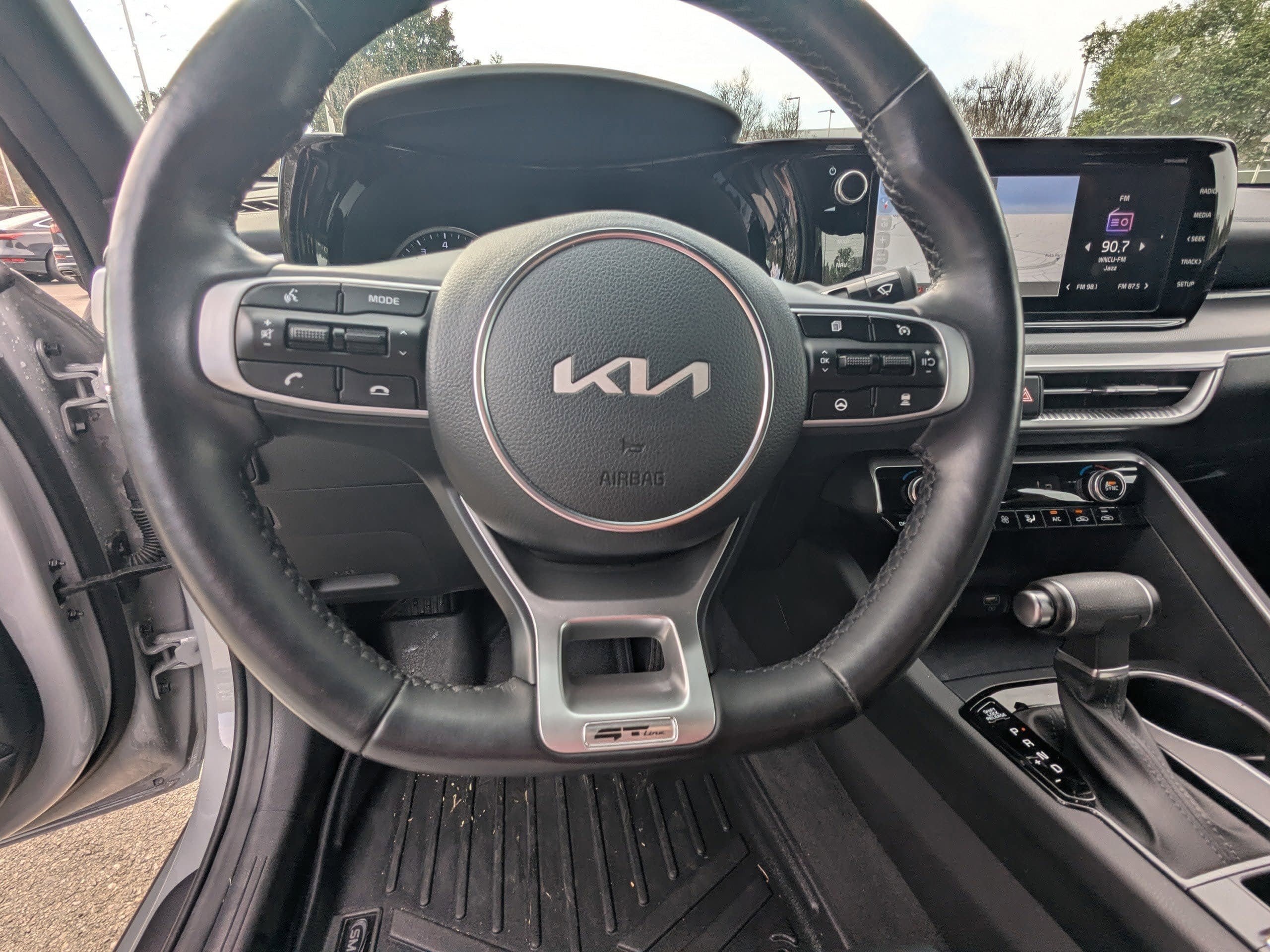 2023 Kia K5 GT-Line