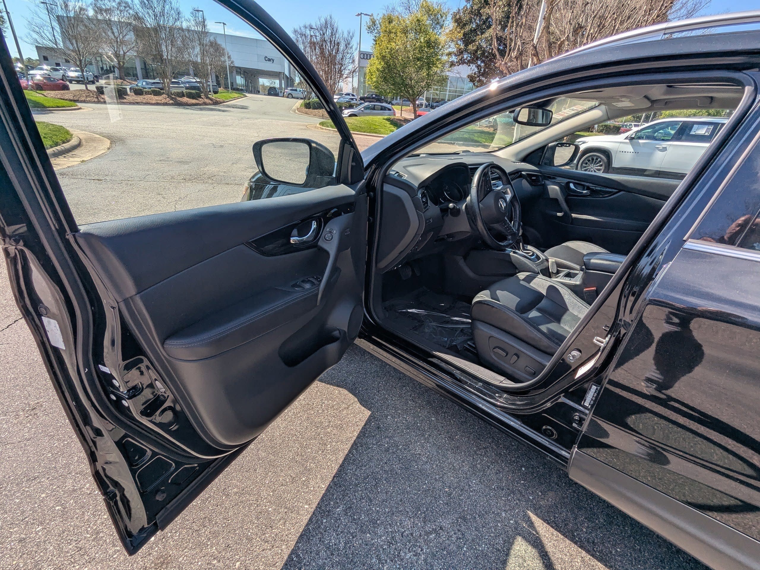 2022 Nissan Rogue Sport SL
