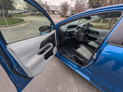 2014 Toyota Prius c Two