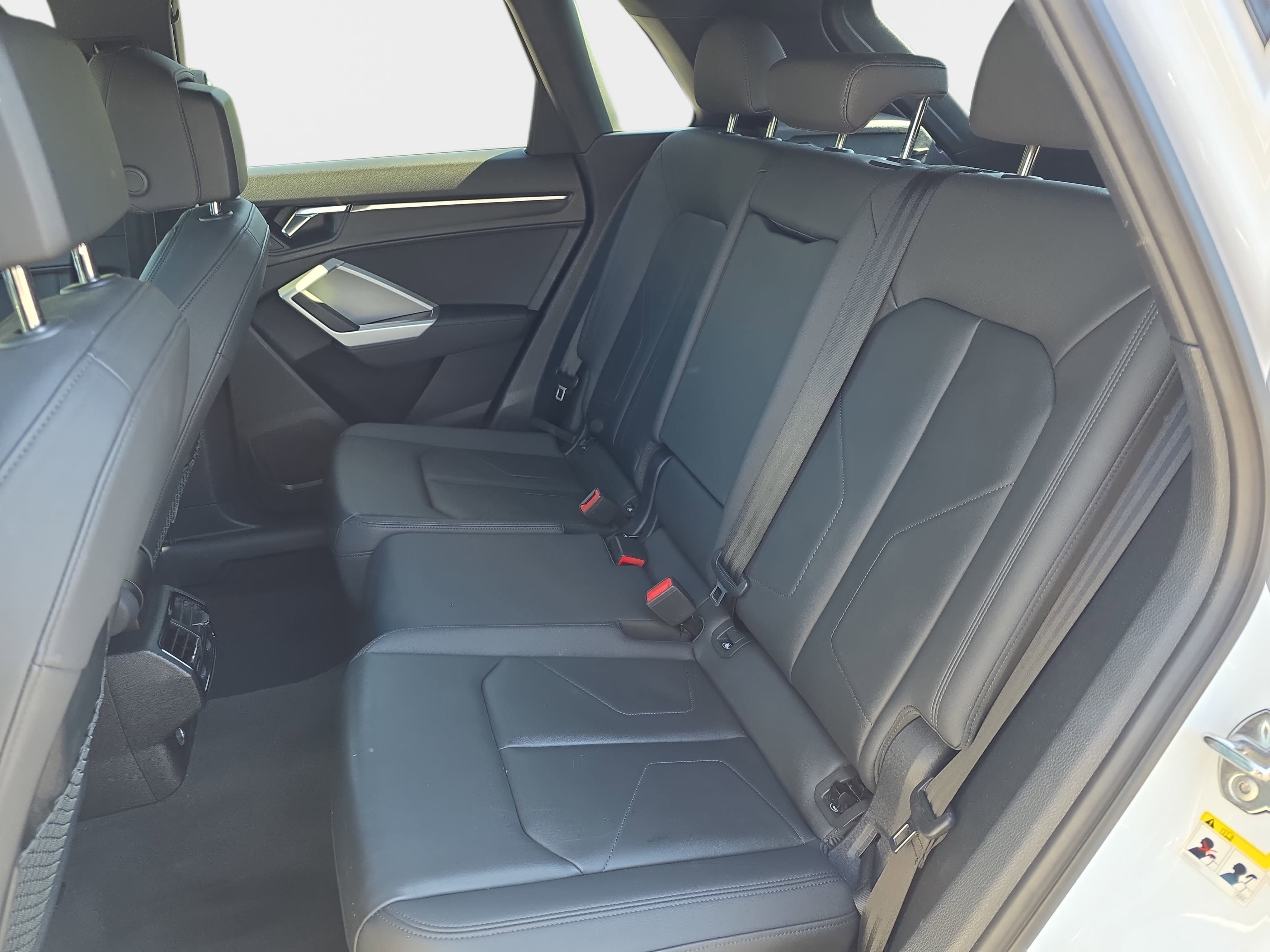 2023 Audi Q3 S line Premium