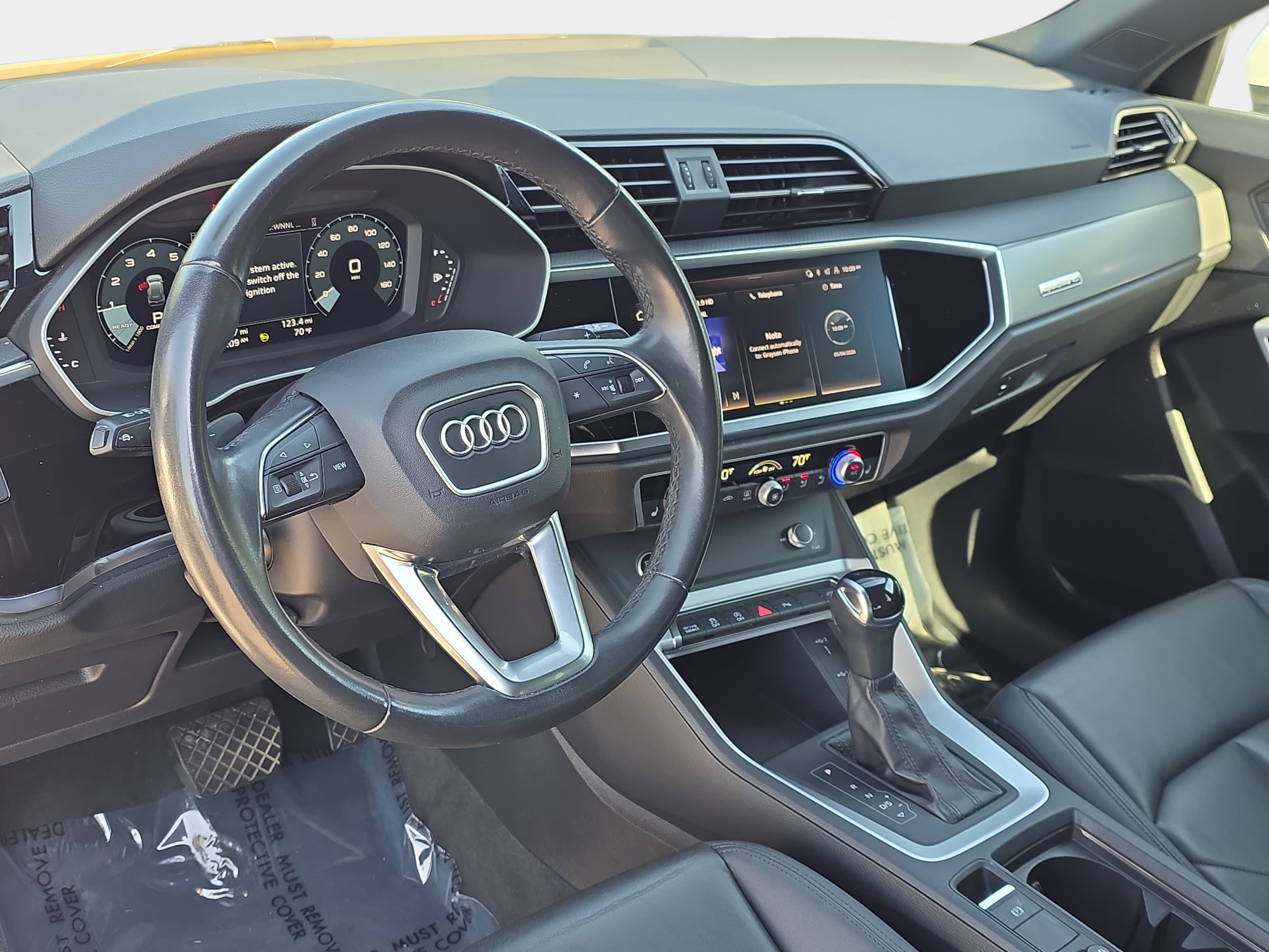 2023 Audi Q3 S line Premium