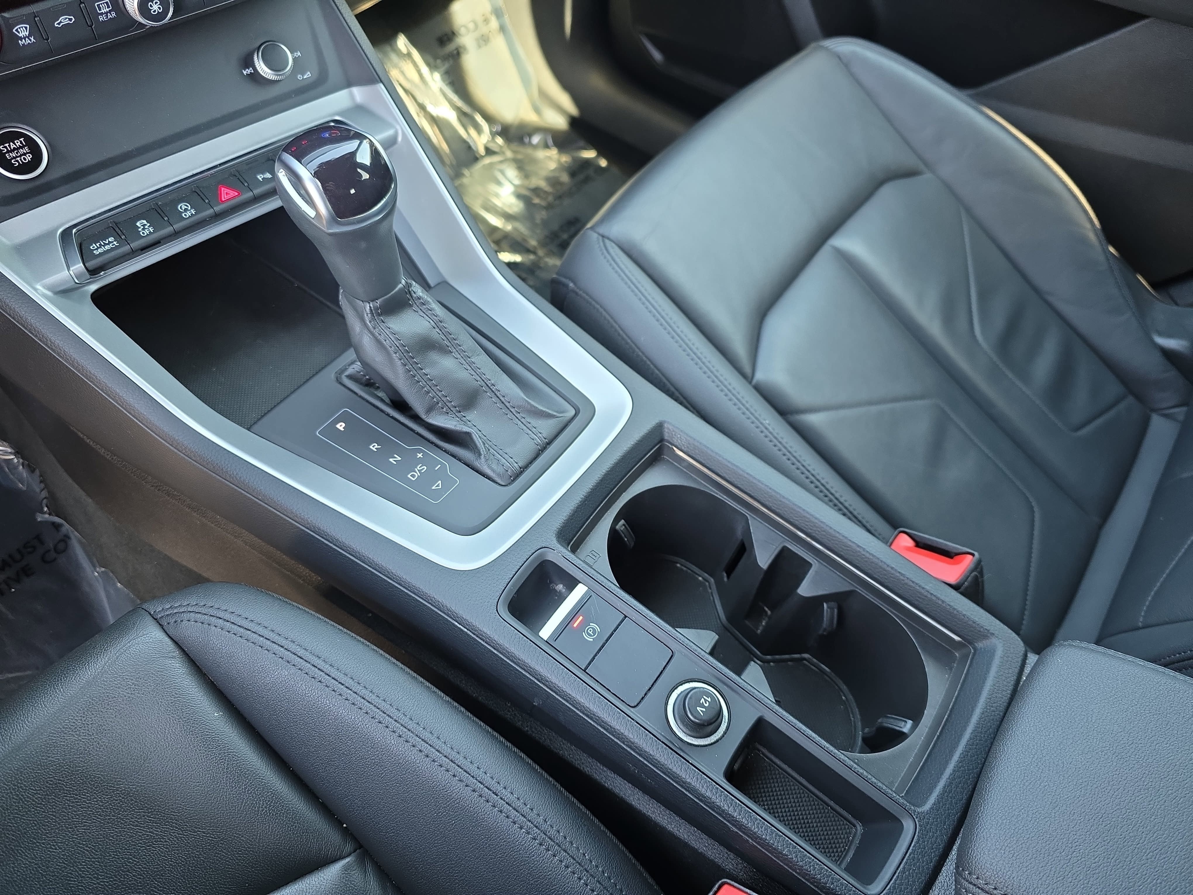 2023 Audi Q3 S line Premium