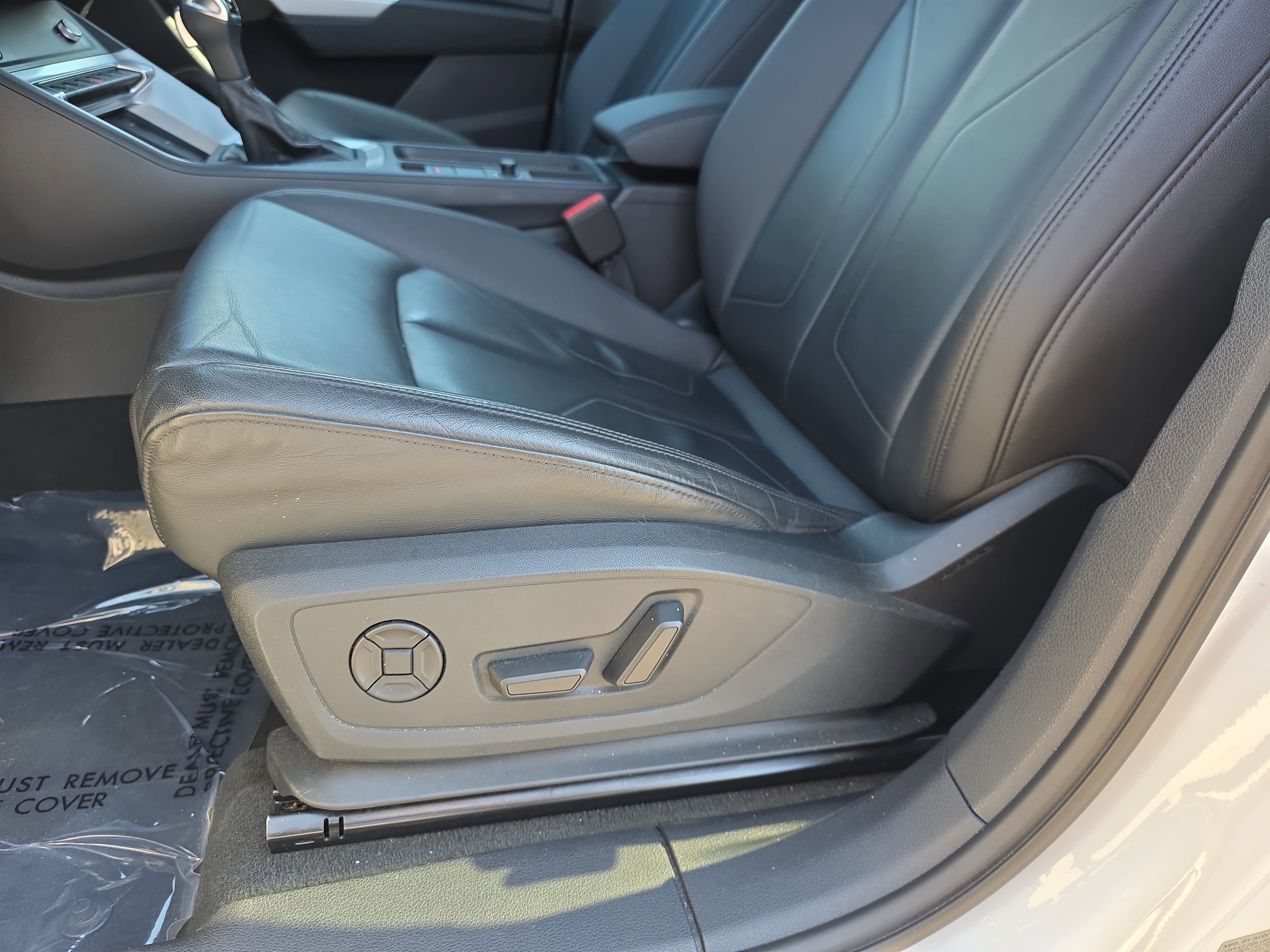 2023 Audi Q3 S line Premium