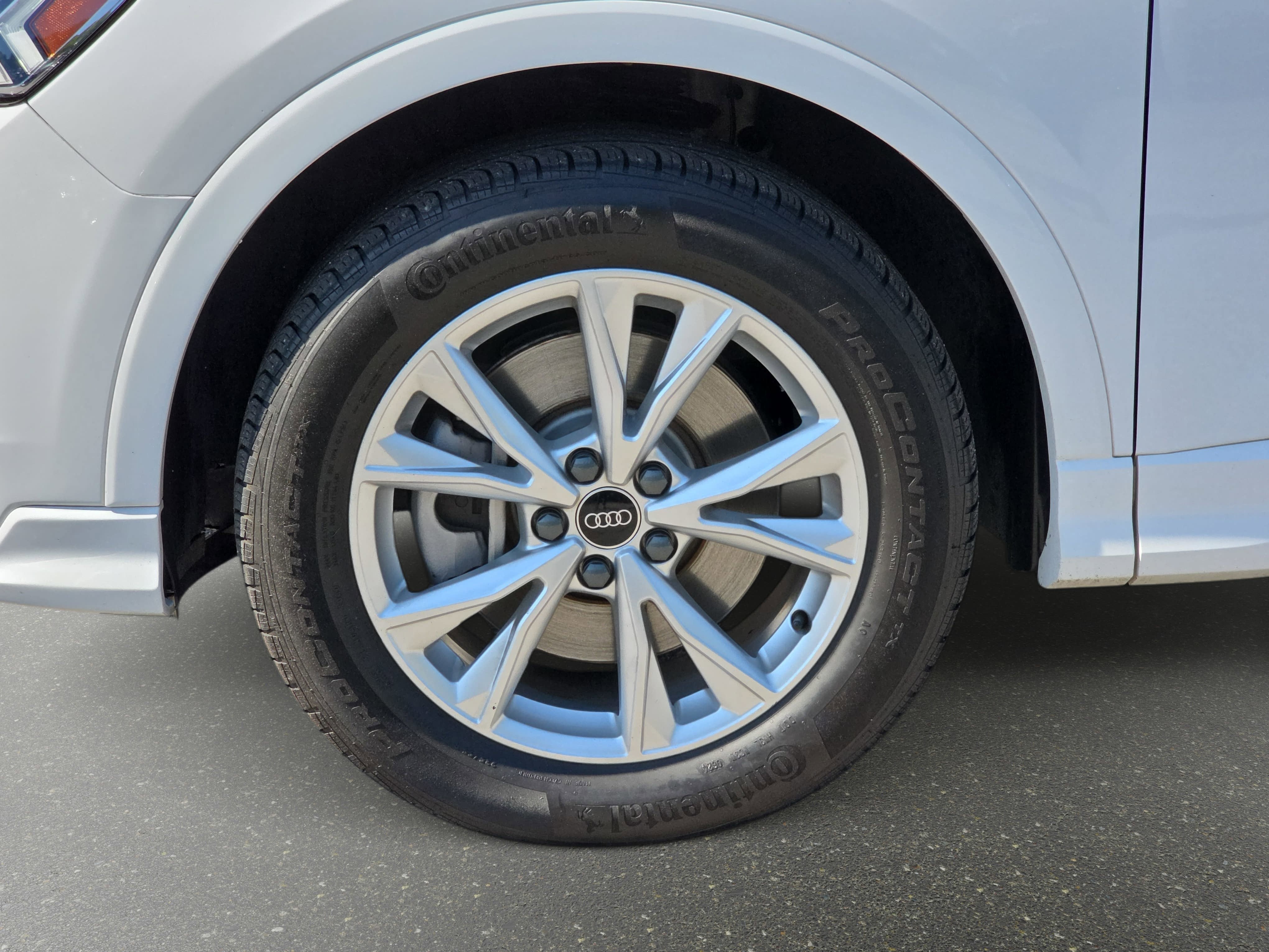 2023 Audi Q3 S line Premium