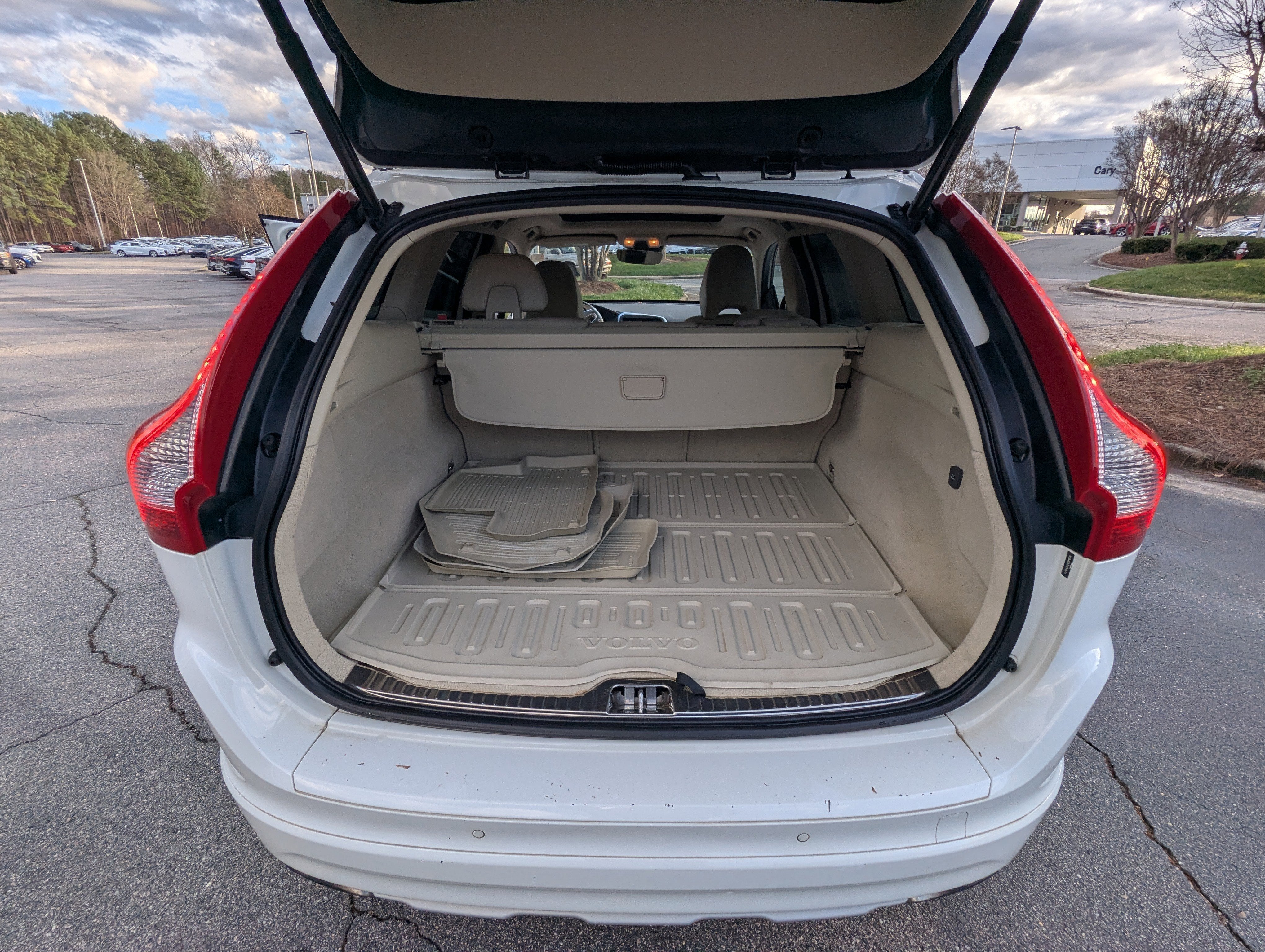2016 Volvo XC60 T5 Premier