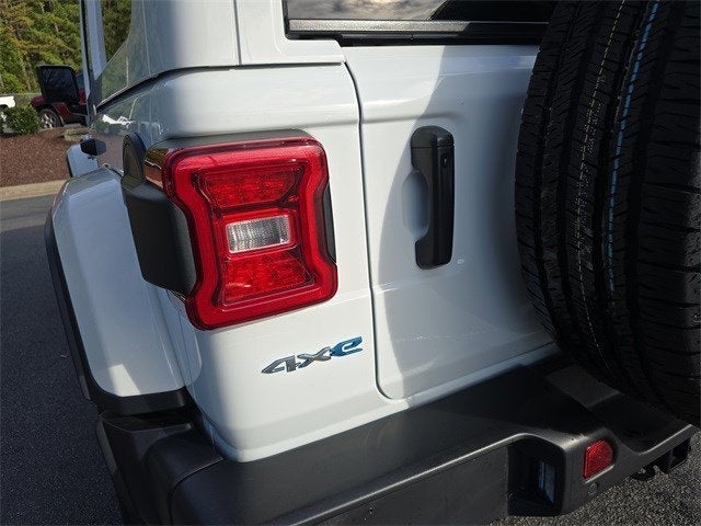 2024 Jeep Wrangler Sahara 4xe