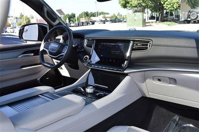 2025 Jeep Wagoneer Series III