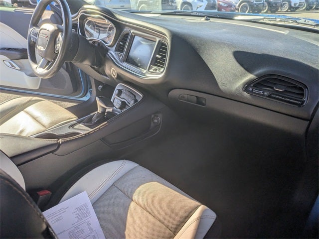 2016 Dodge Challenger SXT