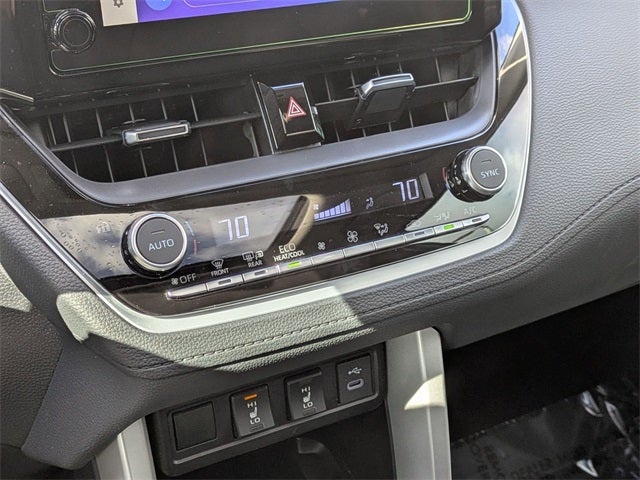 2025 Toyota Corolla Cross XLE