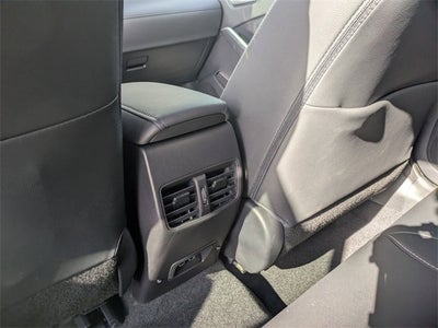 2025 Toyota Corolla Cross XLE