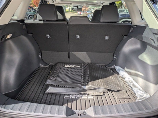 2025 Toyota Corolla Cross XLE
