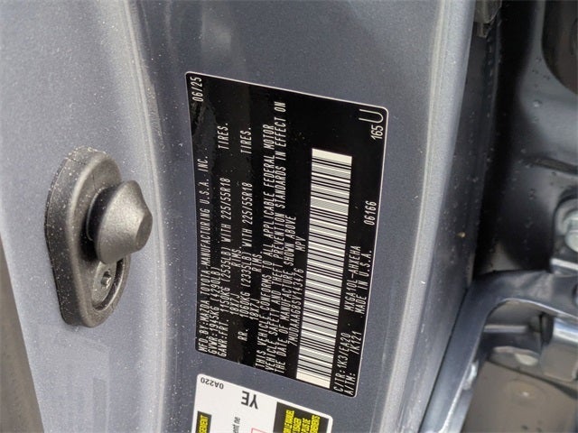 2025 Toyota Corolla Cross XLE