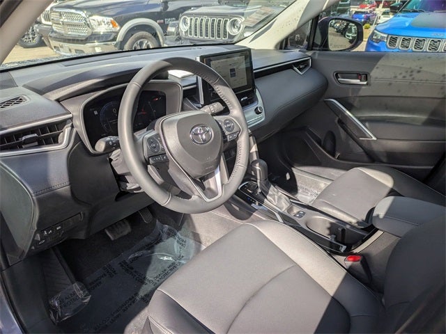 2025 Toyota Corolla Cross XLE