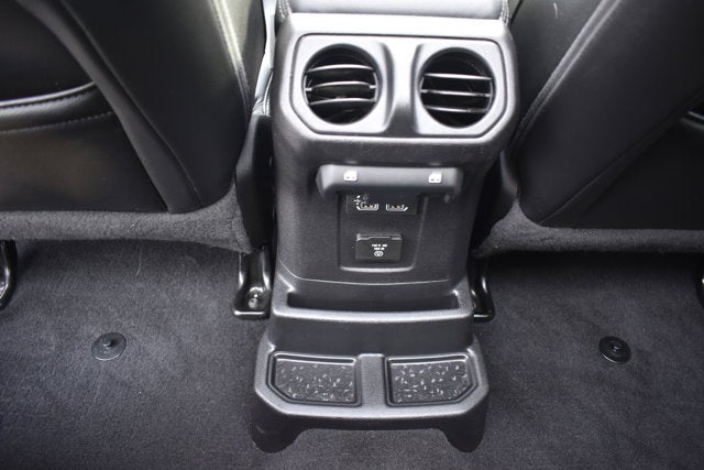 2019 Jeep Wrangler Unlimited Sahara Altitude