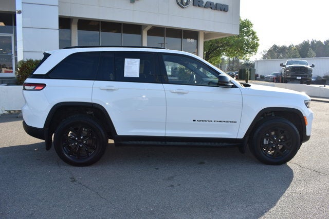 2024 Jeep Grand Cherokee Altitude