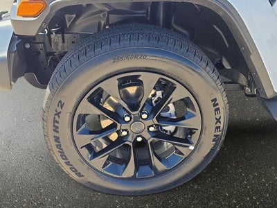 2025 Jeep Wrangler 4xe Sahara