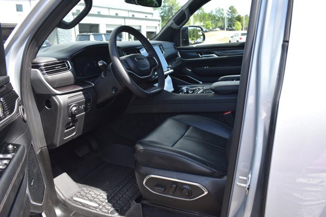 2024 Jeep Wagoneer Base