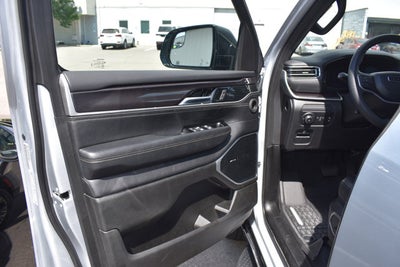 2024 Jeep Wagoneer Base