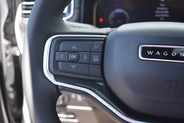 2024 Jeep Wagoneer Base