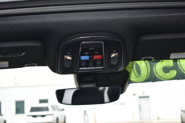 2024 Jeep Wagoneer Base