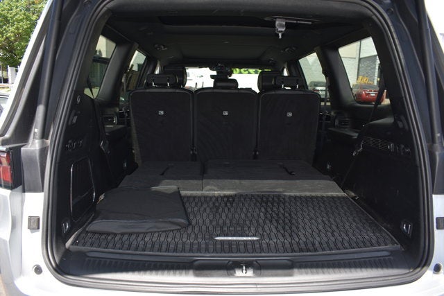 2024 Jeep Wagoneer Base