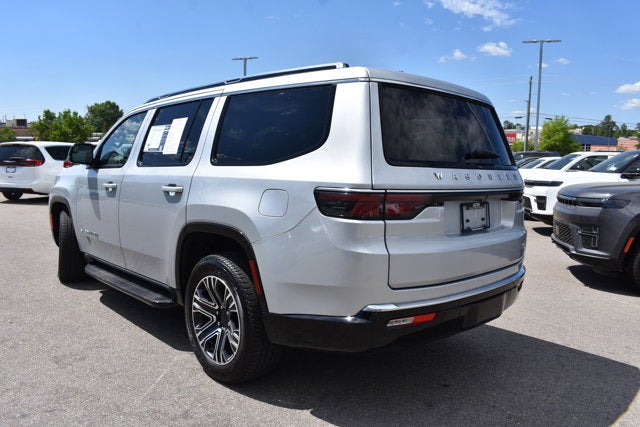 2024 Jeep Wagoneer Base