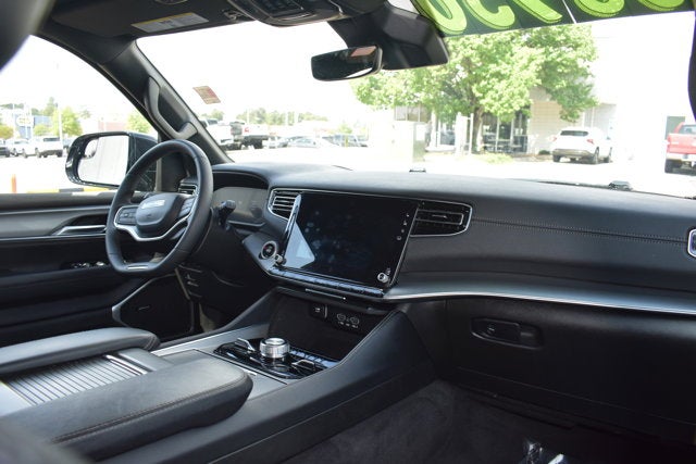 2024 Jeep Wagoneer Series II Carbide