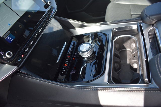 2024 Jeep Wagoneer Series II Carbide