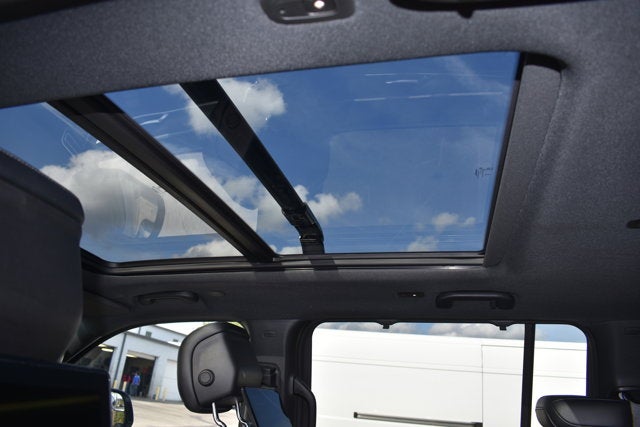 2024 Jeep Wagoneer Series II Carbide