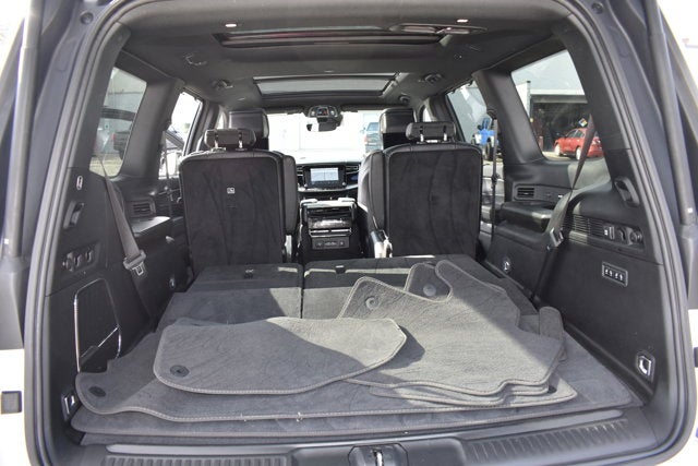 2024 Jeep Wagoneer Series II Carbide