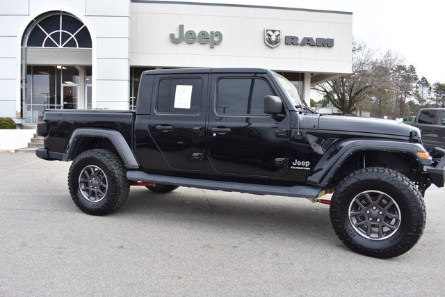 2022 Jeep Gladiator Overland