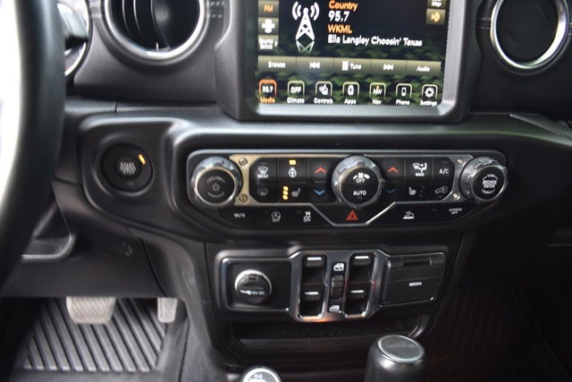 2022 Jeep Gladiator Overland