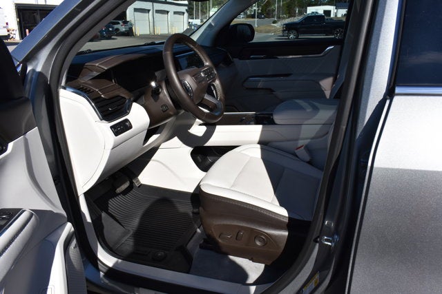 2024 GMC Acadia FWD Denali