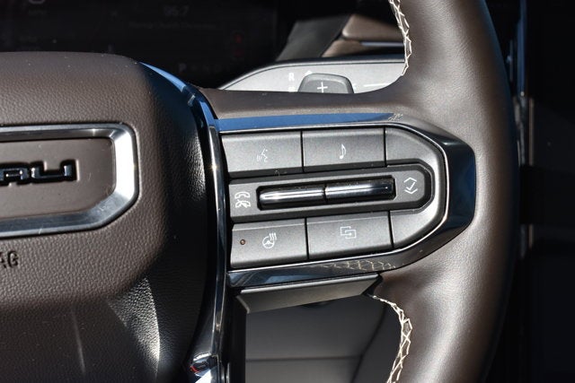 2024 GMC Acadia FWD Denali