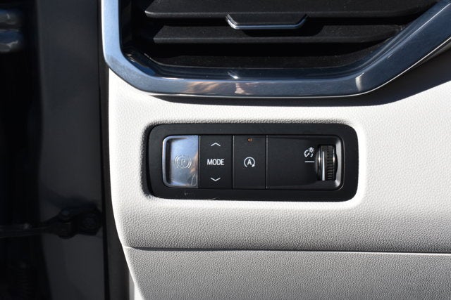 2024 GMC Acadia FWD Denali