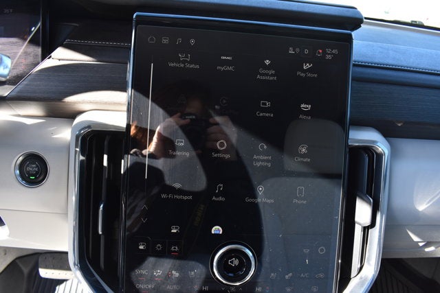 2024 GMC Acadia FWD Denali