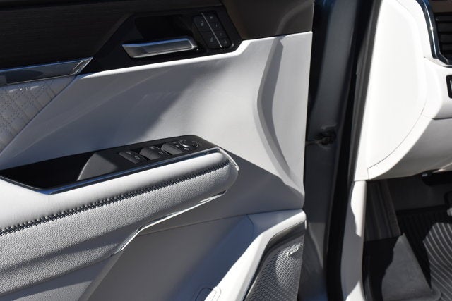 2024 GMC Acadia FWD Denali