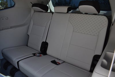 2024 GMC Acadia FWD Denali