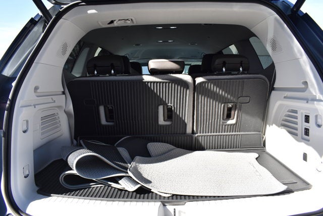 2024 GMC Acadia FWD Denali