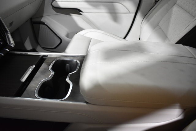 2025 GMC Acadia AWD Denali
