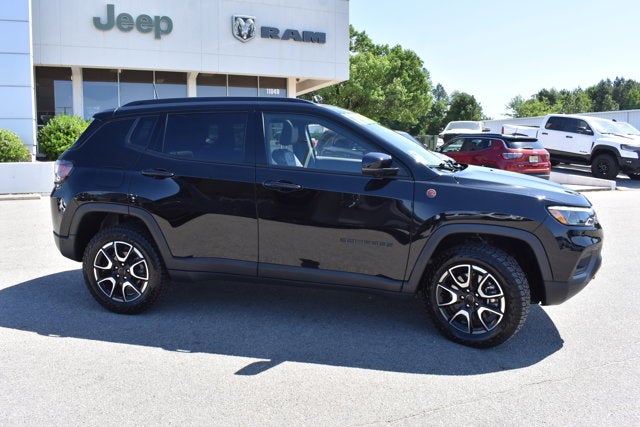 2025 Jeep Compass Trailhawk
