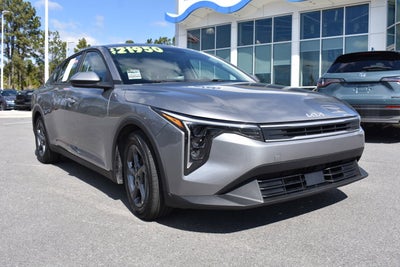 2025 Kia K4 LXS