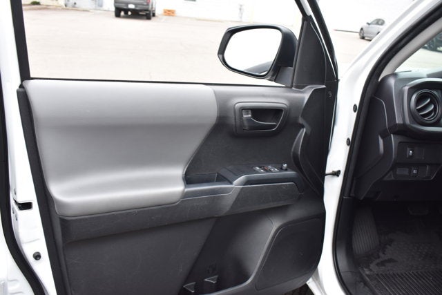 2022 Toyota Tacoma 2WD SR