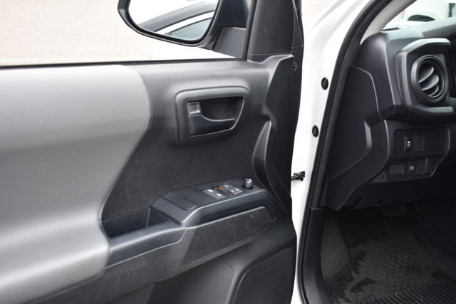 2022 Toyota Tacoma 2WD SR