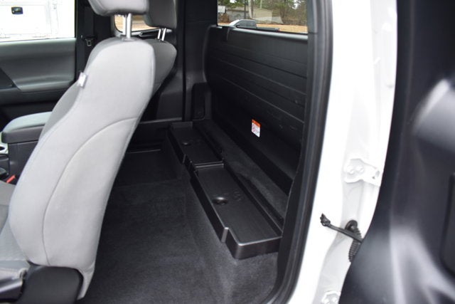 2022 Toyota Tacoma 2WD SR